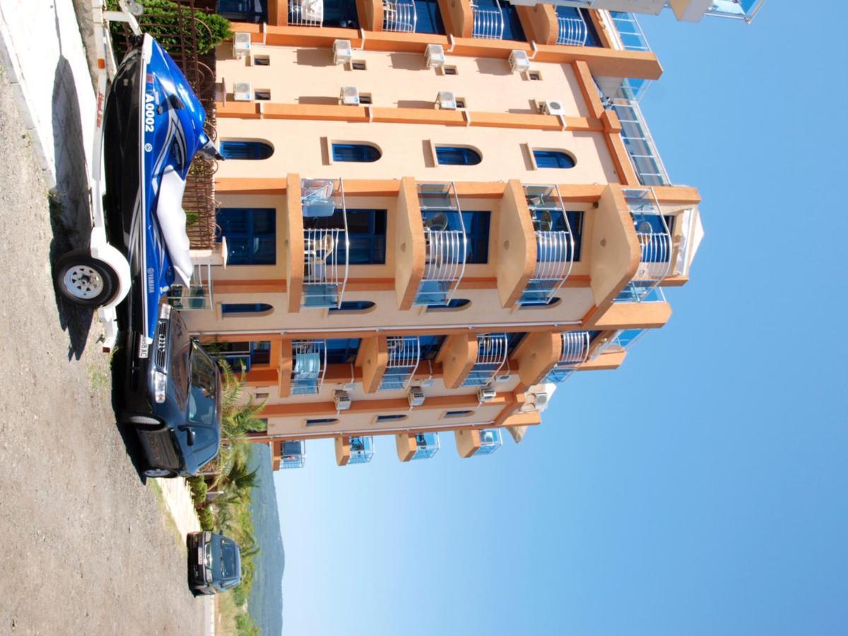 Hotel Penelope Primorsko Eksteriør billede