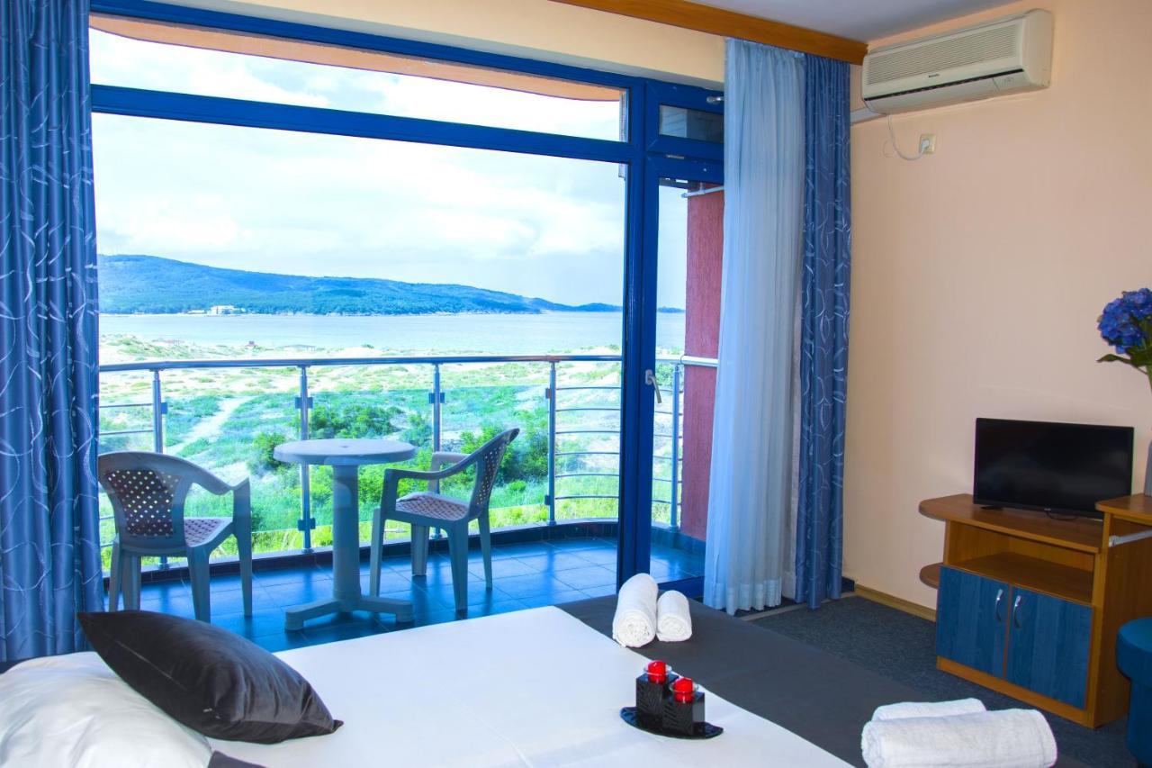 Hotel Penelope Primorsko Eksteriør billede