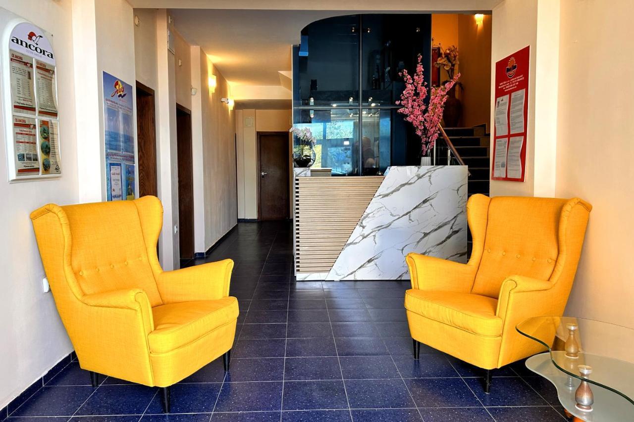 Hotel Penelope Primorsko Eksteriør billede
