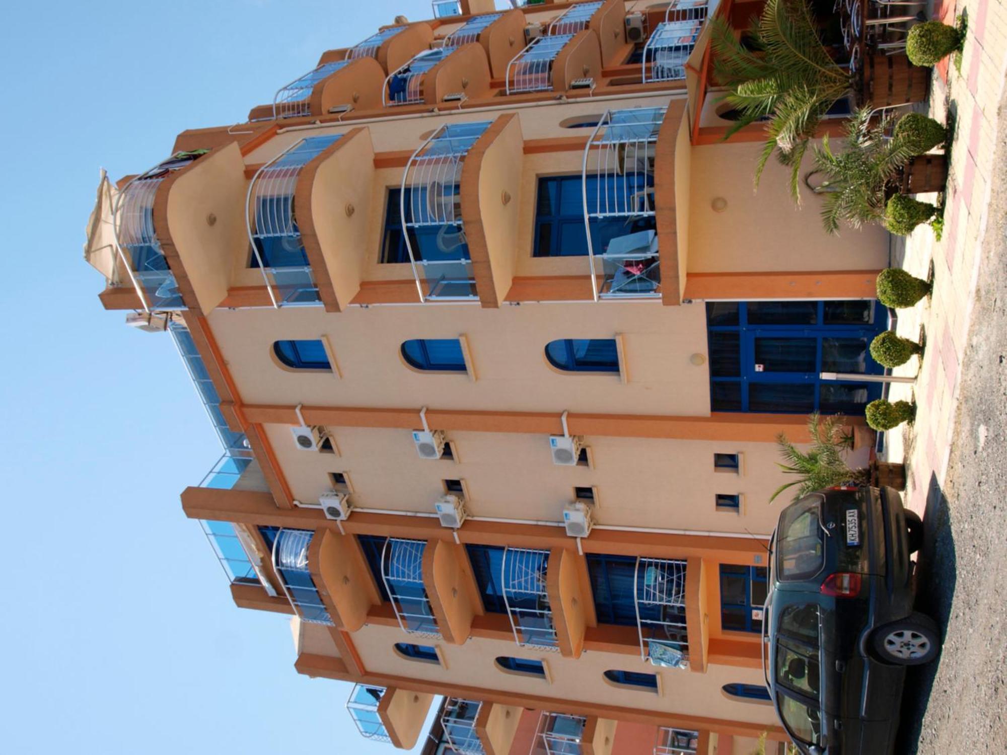 Hotel Penelope Primorsko Eksteriør billede
