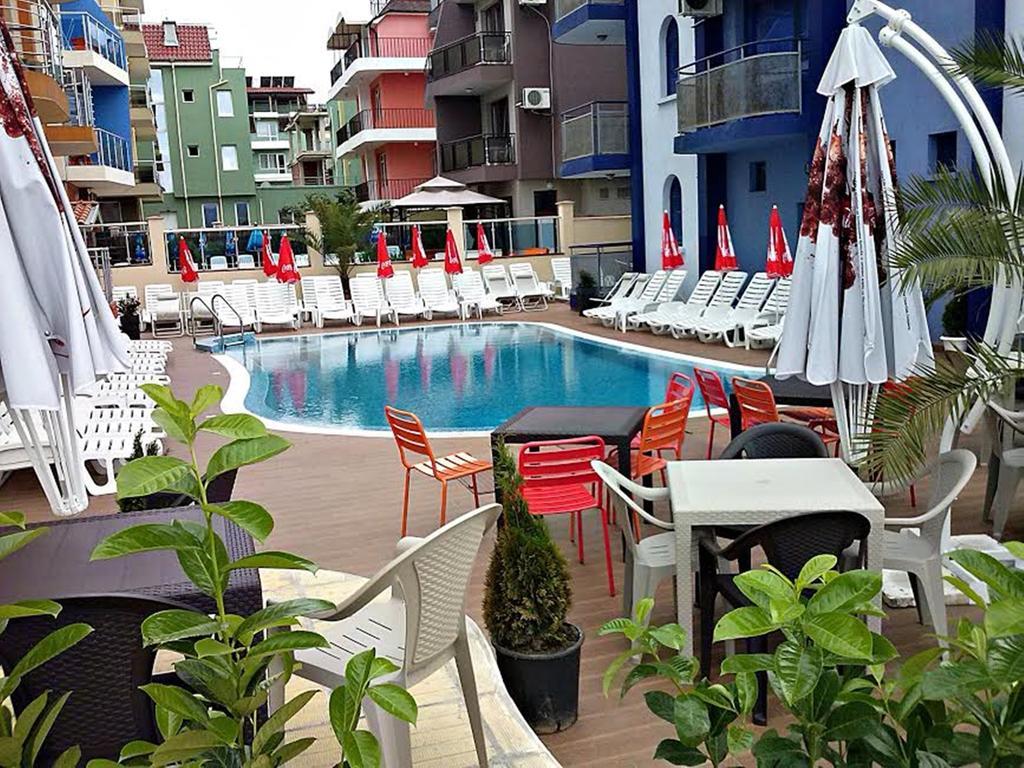 Hotel Penelope Primorsko Eksteriør billede